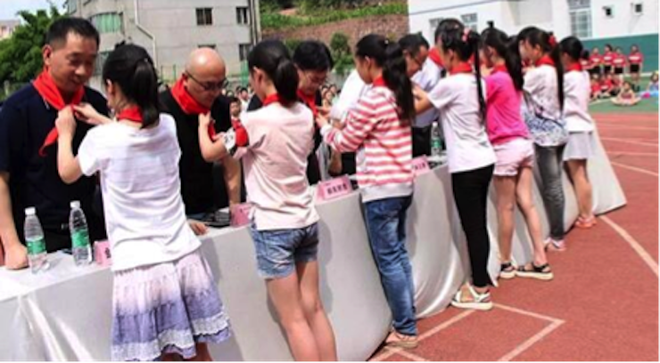 AG真人乐器爱心捐赠行动在四川金堂县举办 ——与音乐牵手 随幸福成长