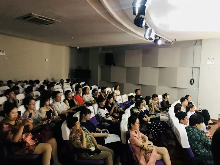 AG真人艺术家鲍释贤安徽省巡讲“读谱与琴谱的版本选择”（芜湖站）圆满落幕